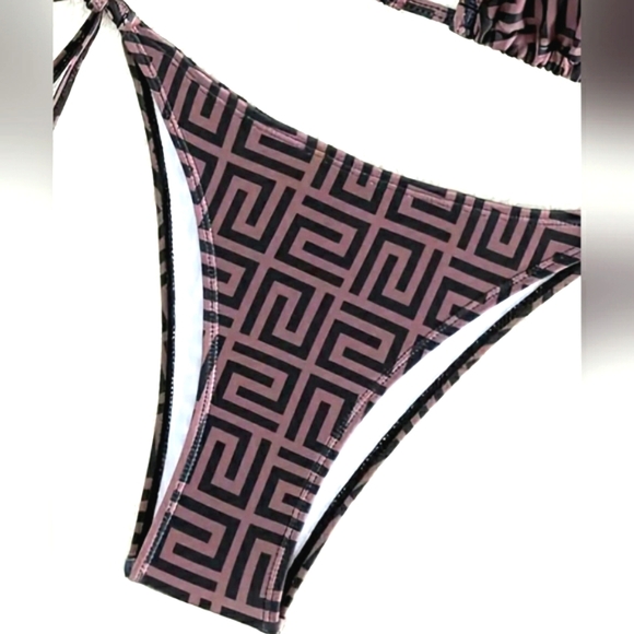 Bikini Set - Picture 4 of 4